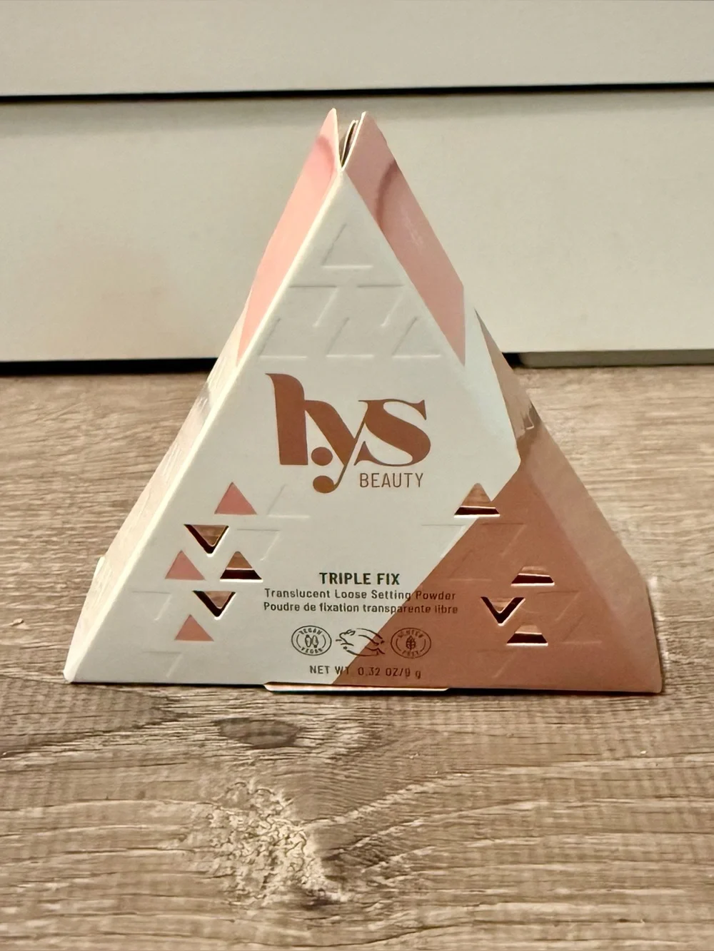 lys Beauty Triple Fix Translucent Loose Setting Powder -Sincere
